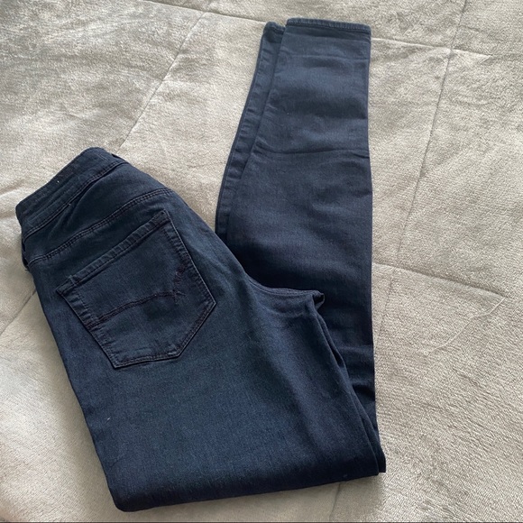 Jeans 👖 ( 2) - Picture 3 of 11